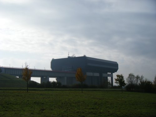 Ascenseur funiculaire de Strépy-Thieu